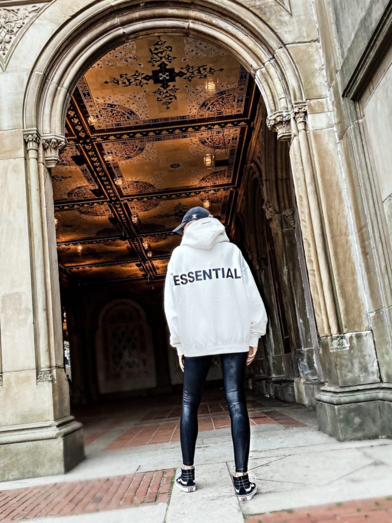 Central Park – Bethesda Terrace -fear of god essentials hoodie