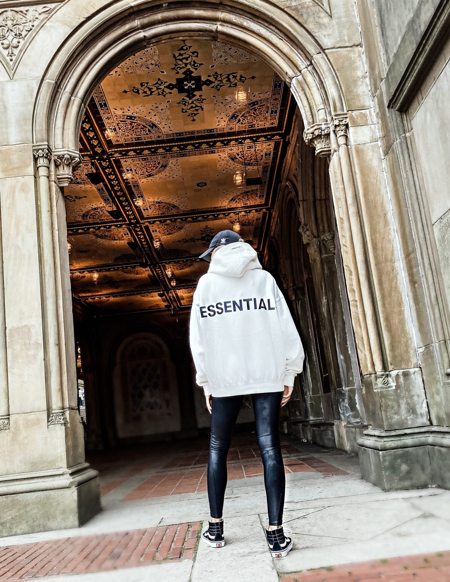 Central Park – Bethesda Terrace -fear of god essentials hoodie