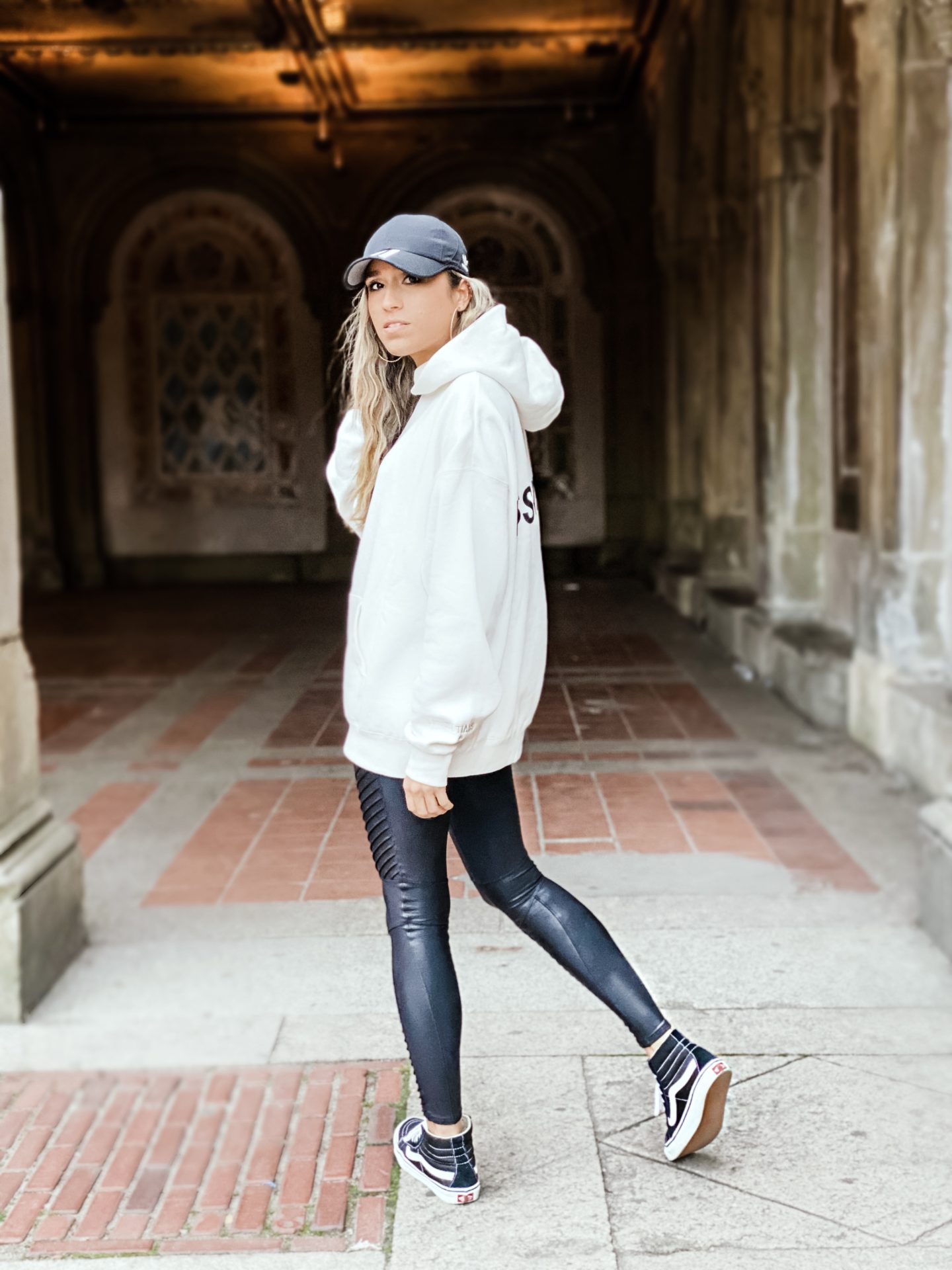 Central Park – Bethesda Terrace -fear of god essentials hoodie