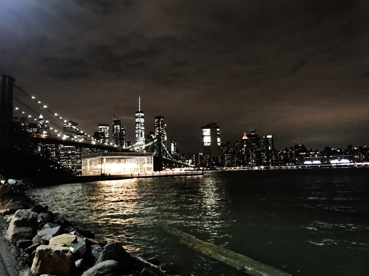  DUMBO (Down Under the Manhattan Bridge Overpass)