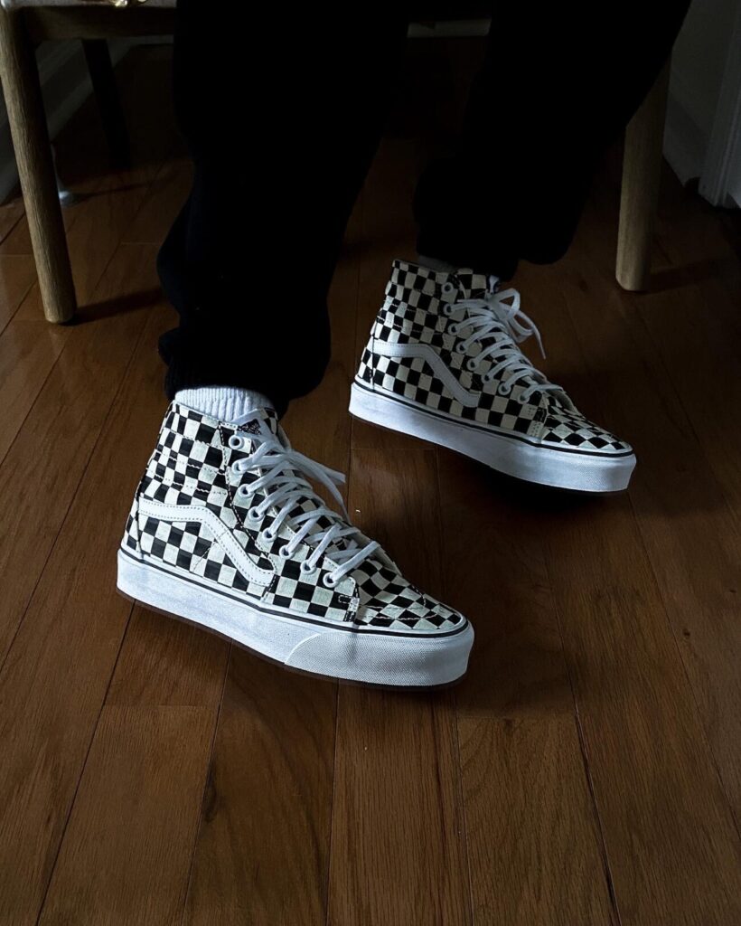 checkerboard sk8-hi vans